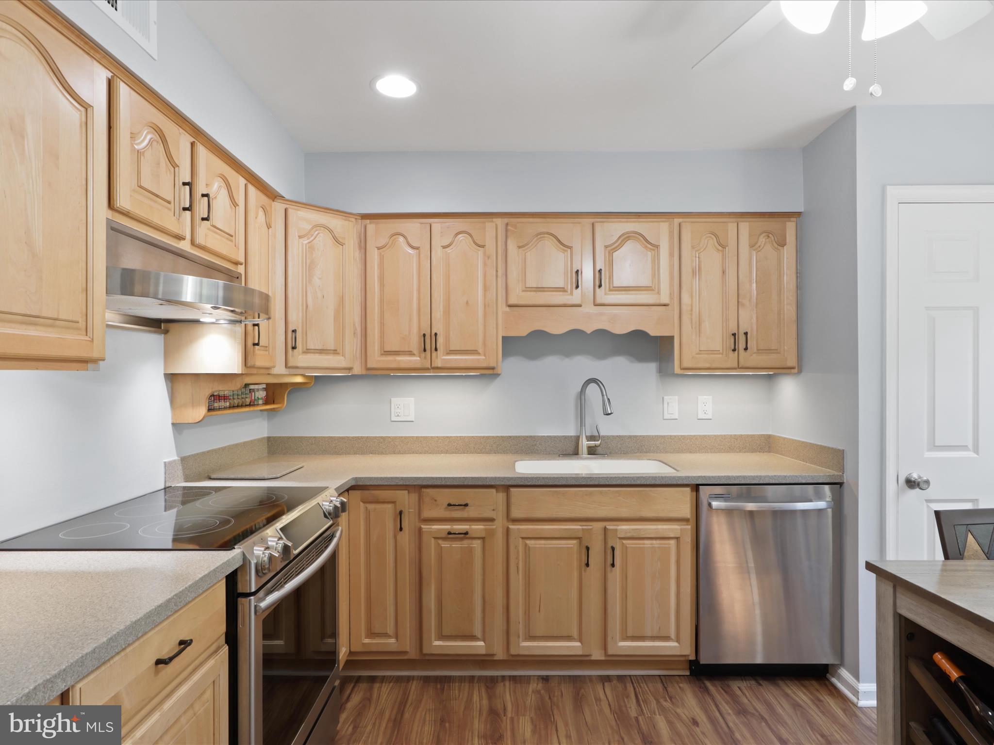 5955 Queenston Street Springfield, VA 22152 - Photo 15 of 63