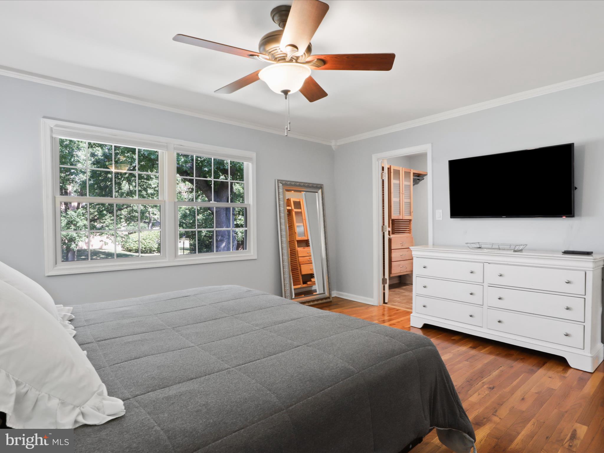 5955 Queenston Street Springfield, VA 22152 - Photo 25 of 63 Primary Bedroom