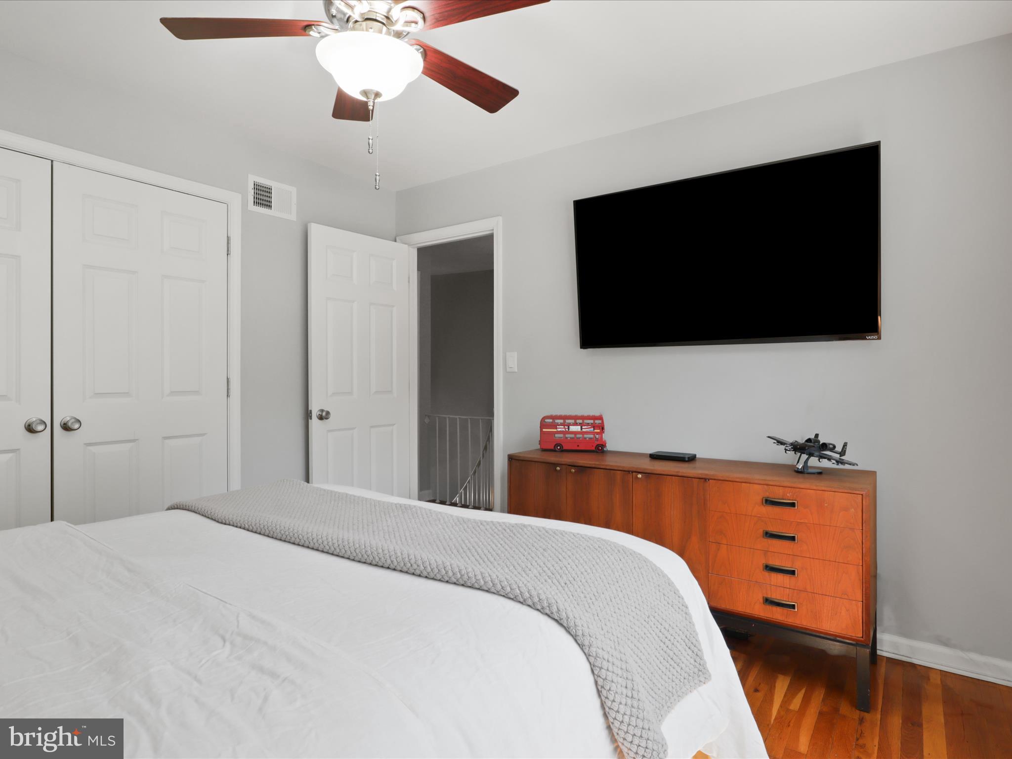 5955 Queenston Street Springfield, VA 22152 - Photo 32 of 63 Bedroom Two