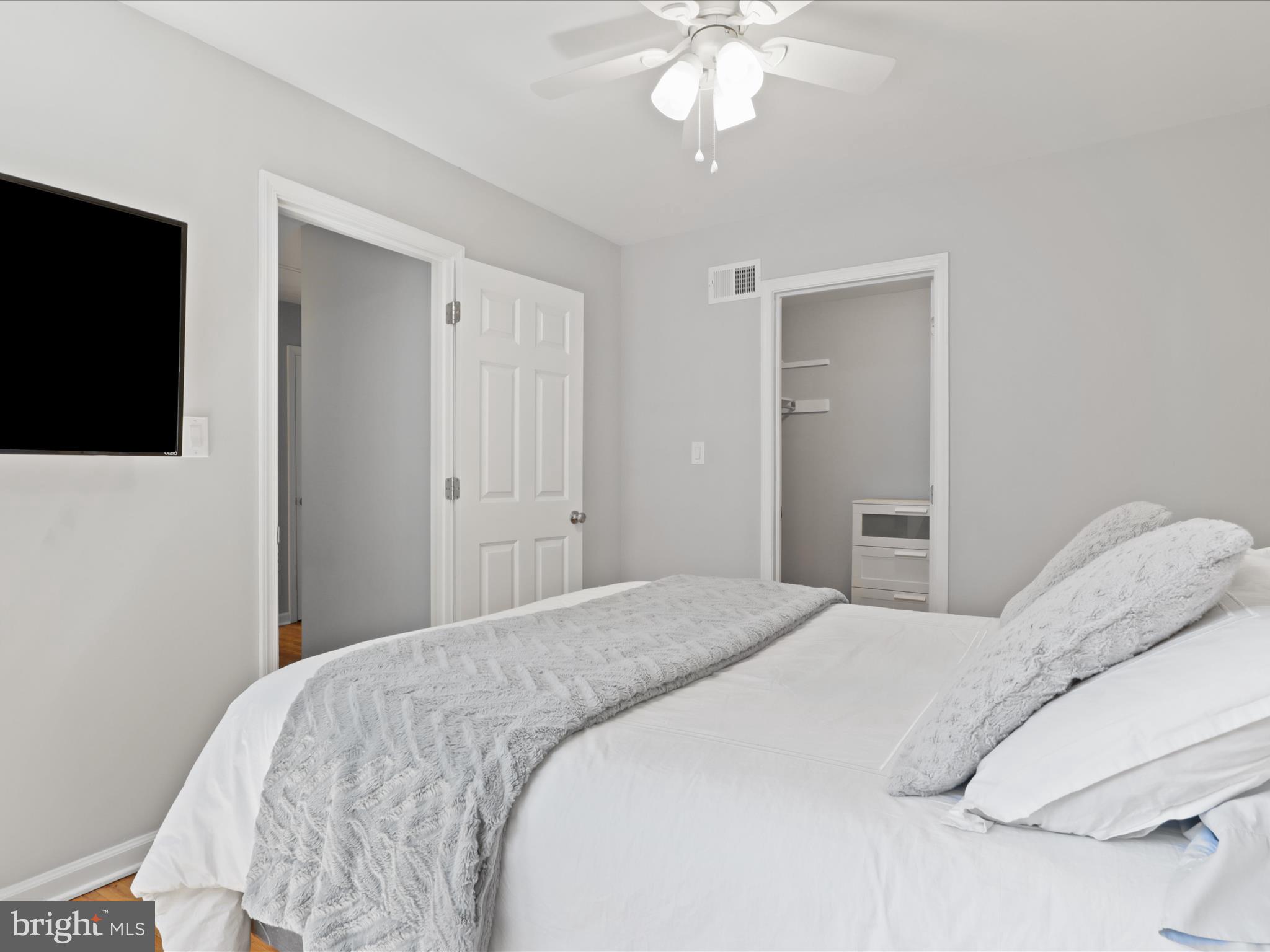 5955 Queenston Street Springfield, VA 22152 - Photo 33 of 63 Bedroom Three