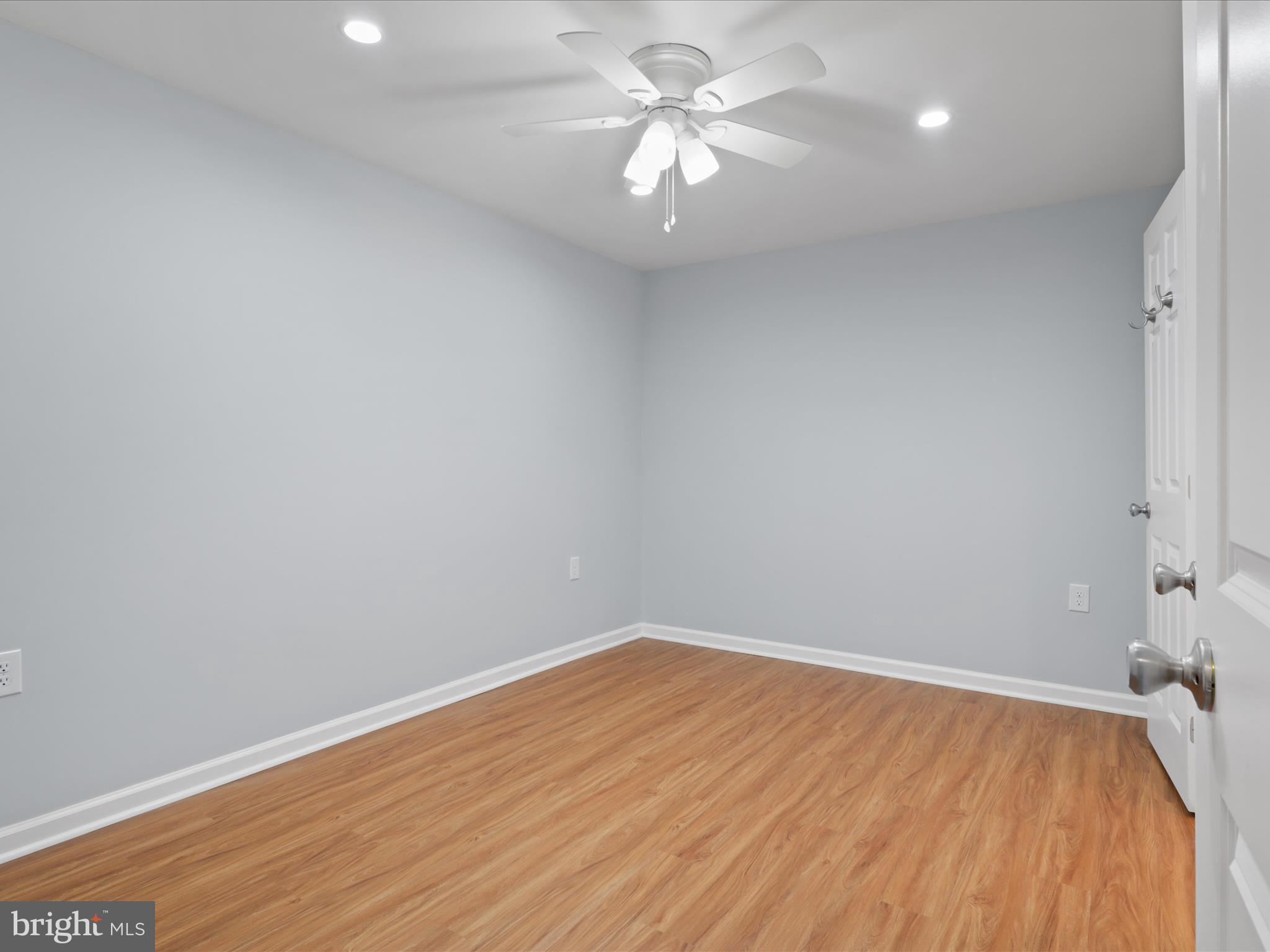 5955 Queenston Street Springfield, VA 22152 - Photo 39 of 63 Den/Home Office/Guest Suite, Lower Level