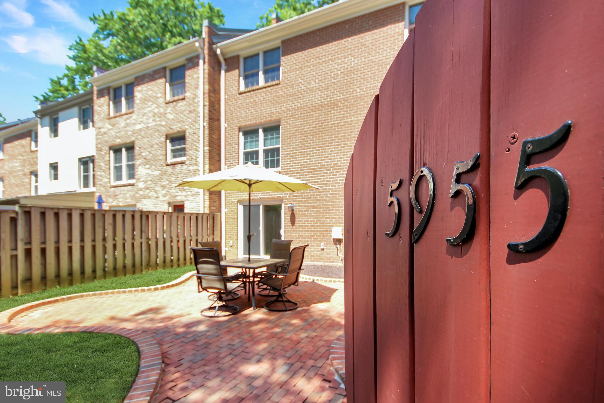 5955 Queenston Street Springfield, VA 22152 - Photo 42 of 63 Your Backyard Oasis Awaits!
