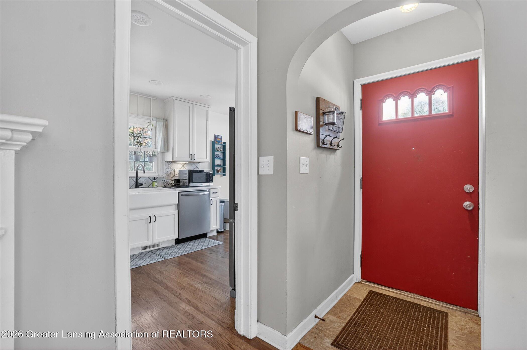 2540 East Round Lake Road Dewitt, MI 48820 - Photo 5 of 55 06-2540-E-Round-Lake-Rd-DeWitt-MI-48820-