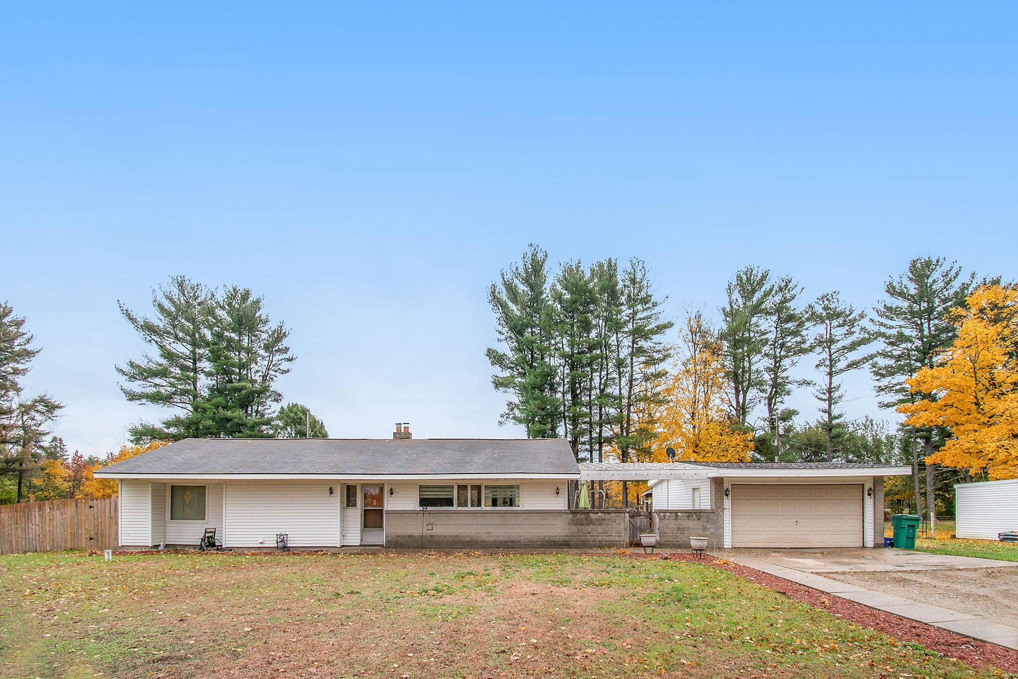 55129 Buckhorn Road Three Rivers, MI 49093 - Photo 1 of 20 DSC_6041