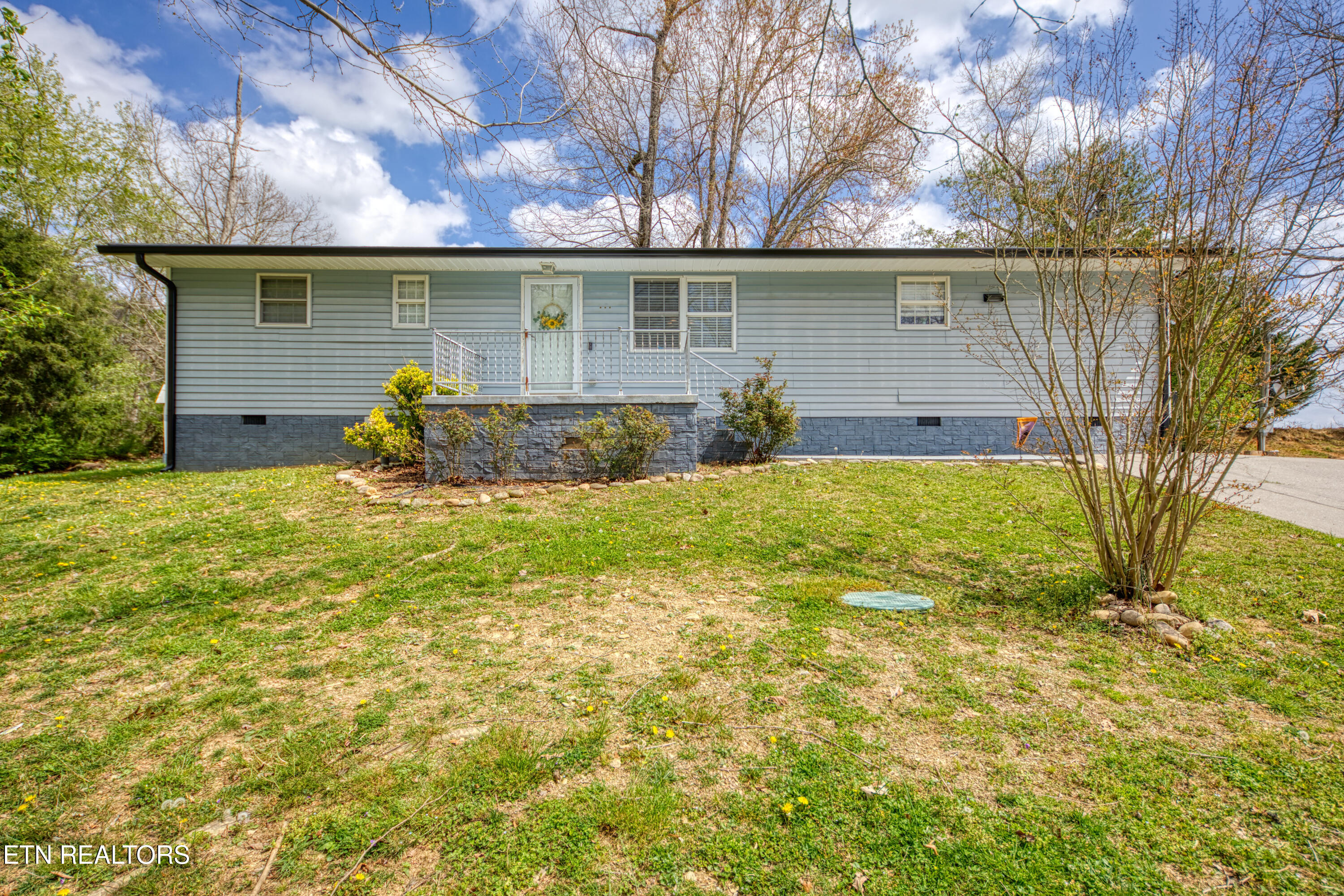 162 Torikait Lane Powell, TN 37849 - Photo 1 of 21 0H3A6398_2
