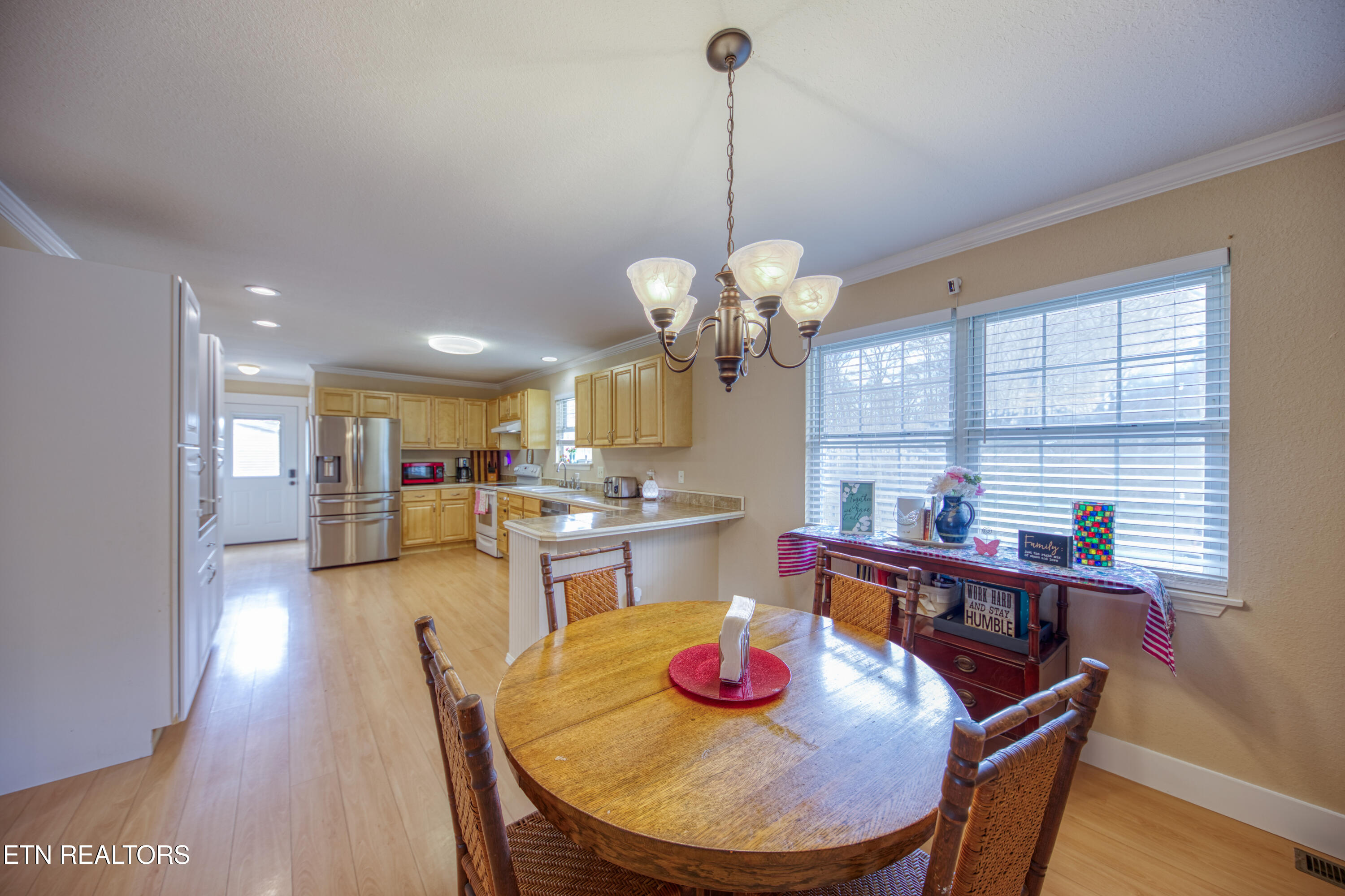 162 Torikait Lane Powell, TN 37849 - Photo 12 of 21 0H3A6437_17