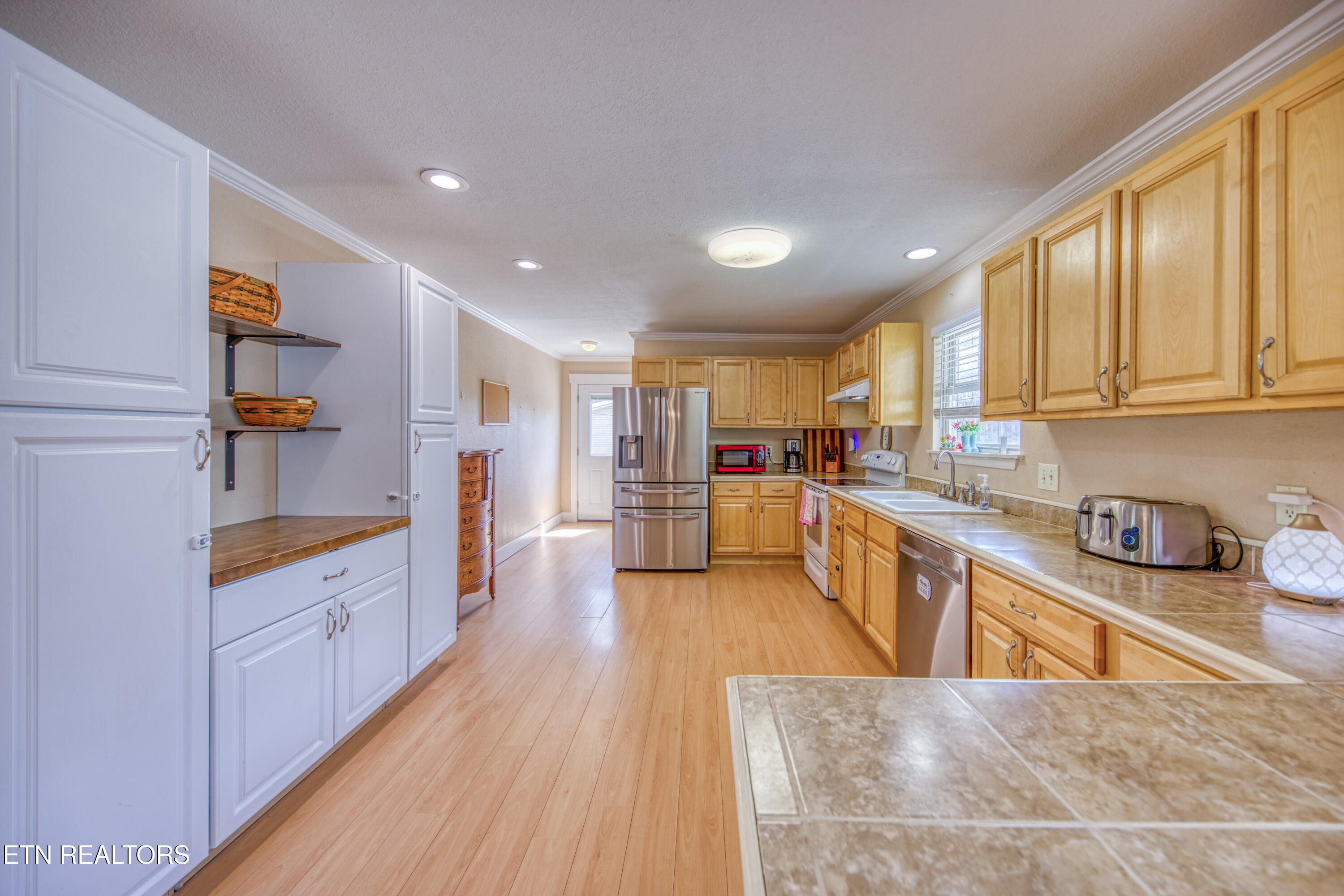 162 Torikait Lane Powell, TN 37849 - Photo 13 of 21 0H3A6442_18