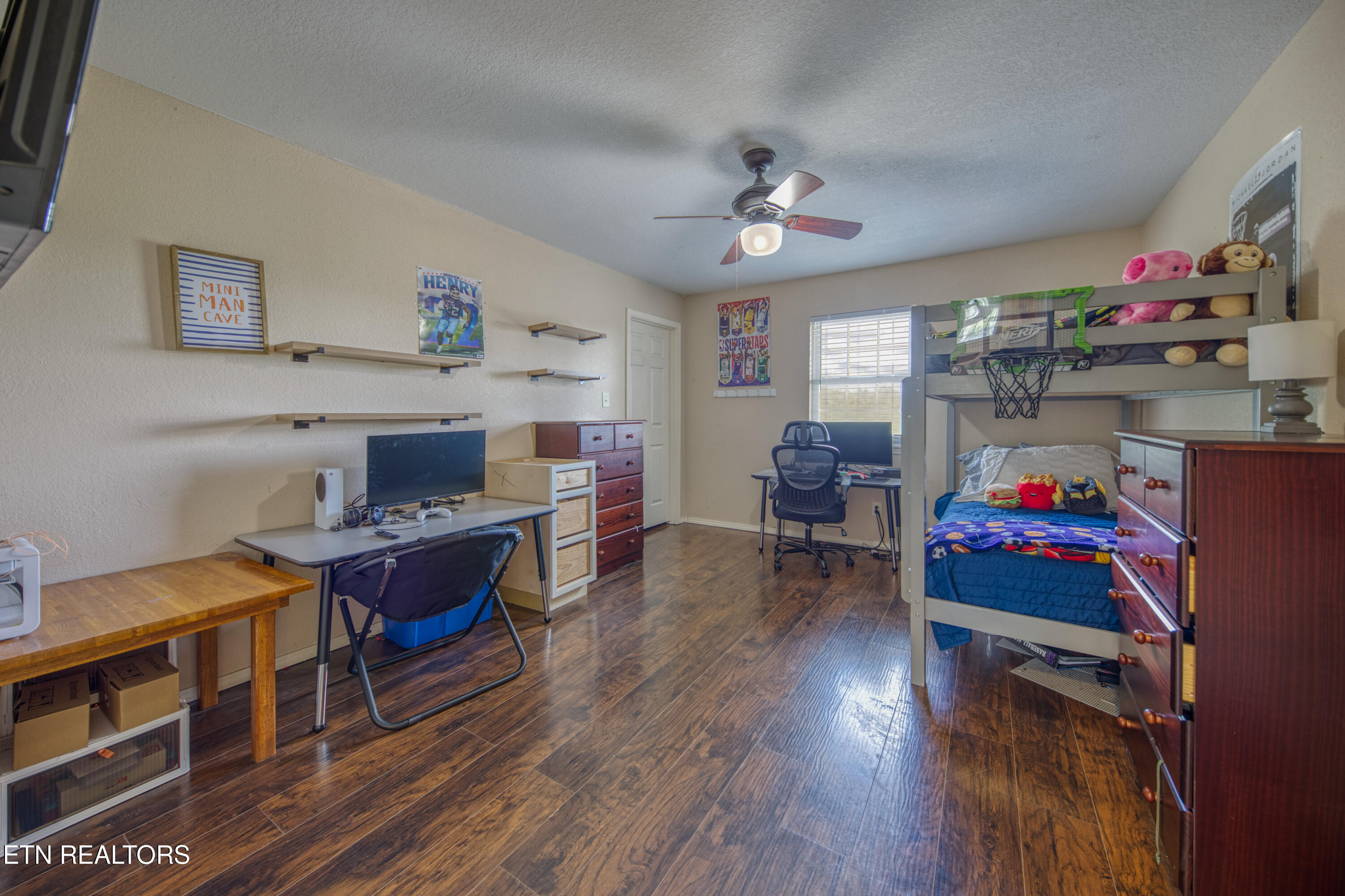 162 Torikait Lane Powell, TN 37849 - Photo 20 of 21 0H3A6472_25