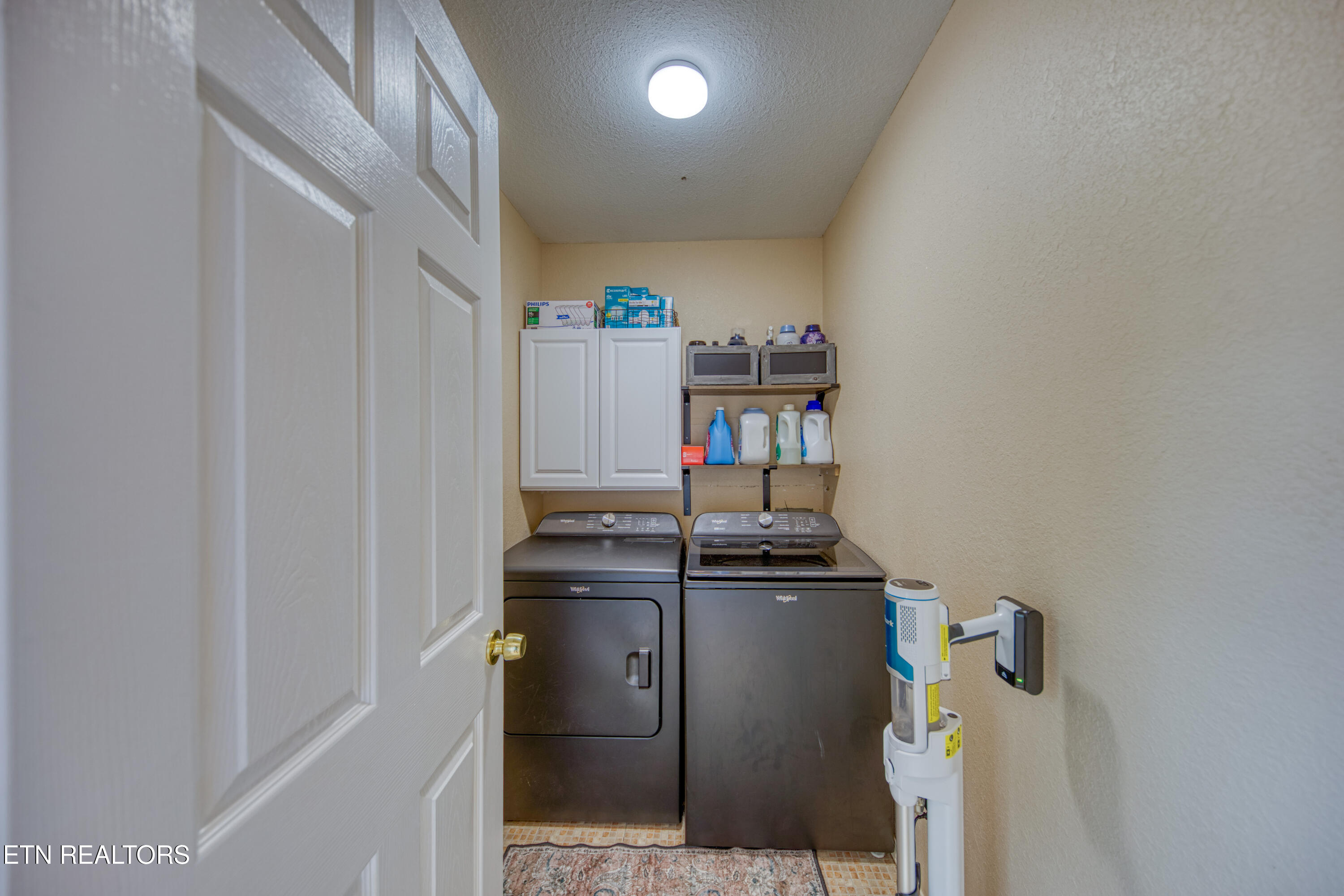 162 Torikait Lane Powell, TN 37849 - Photo 21 of 21 0H3A6455_21