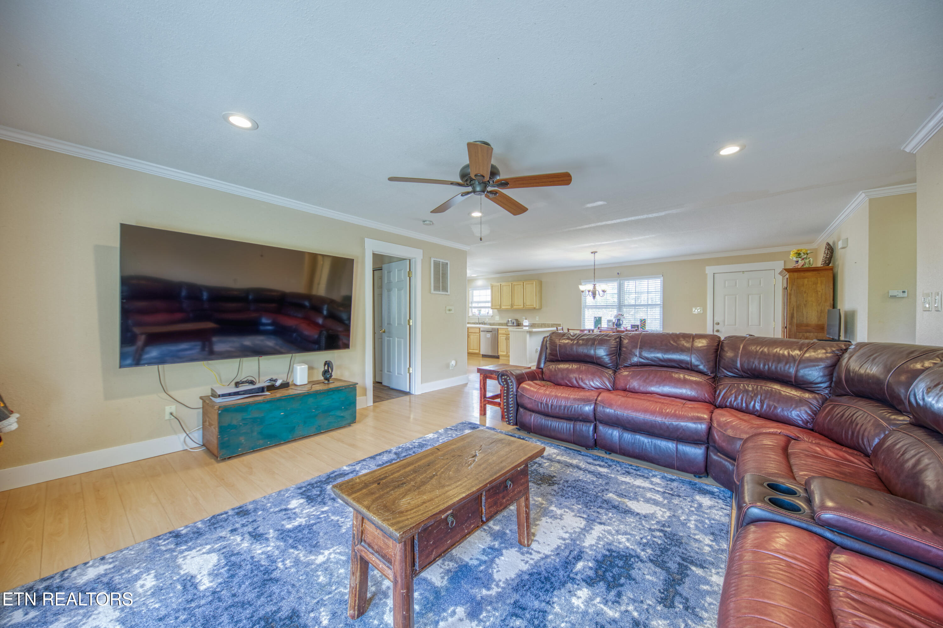 162 Torikait Lane Powell, TN 37849 - Photo 9 of 21 0H3A6421_13