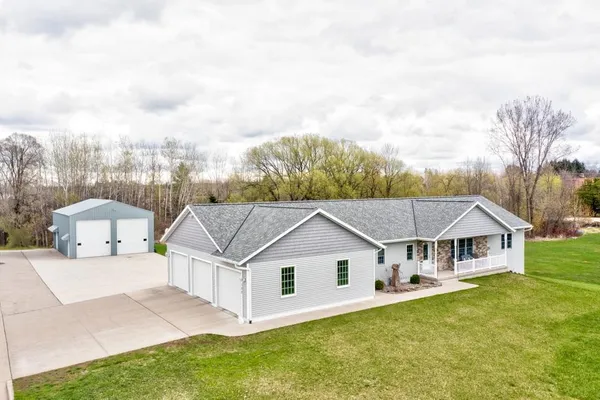 $514,900 | 150 Kenyon, Pound, WI 54161
