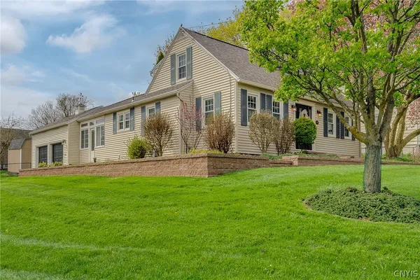 $347,000 | 110 Ardmore Road, Geddes, NY 13219