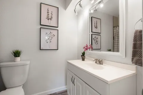$275,000 | 8400 Jamestown Drive, Unit 310, Austin, TX 78758