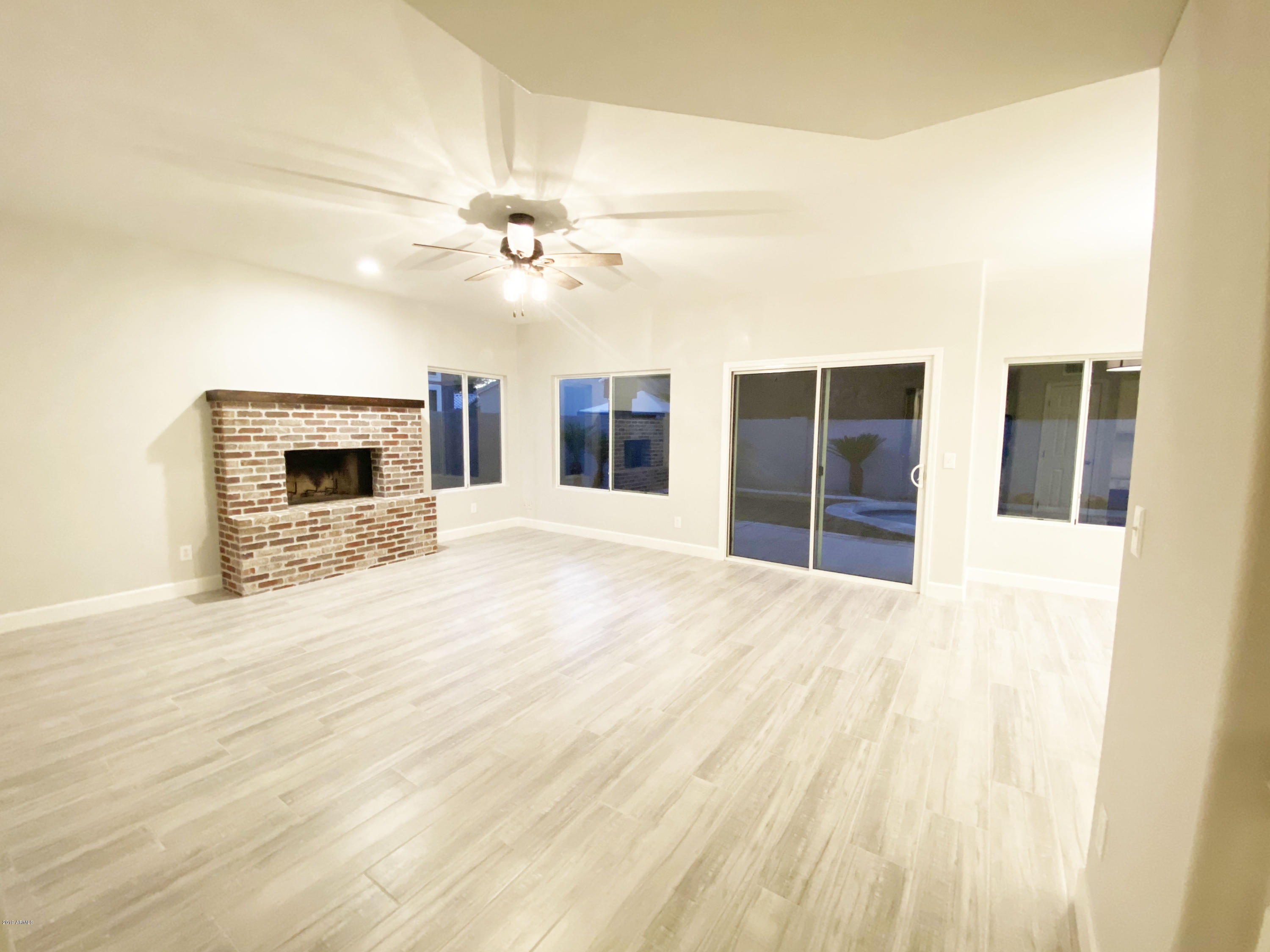 75 West El Freda Road Tempe, AZ 85284 - Photo 31 of 66 IMG_3006