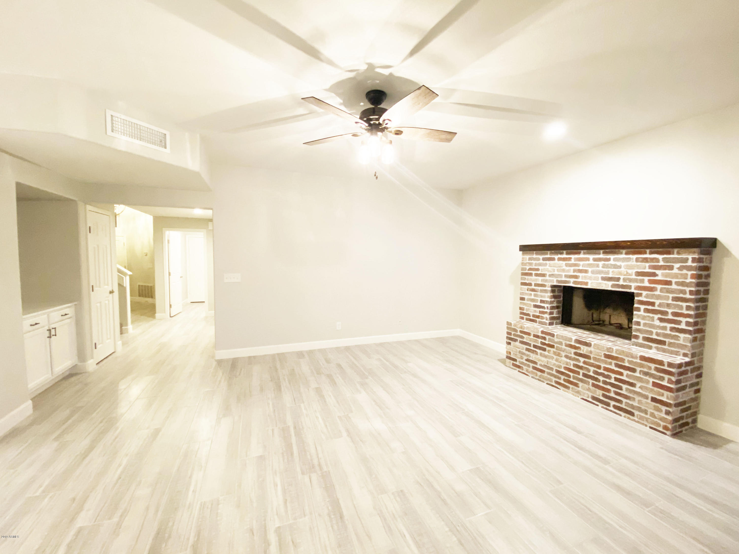 75 West El Freda Road Tempe, AZ 85284 - Photo 32 of 66 IMG_3007