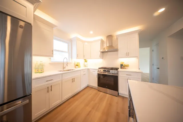 $875,000 | 504 North Burghley Avenue, Ventnor City, NJ 08406