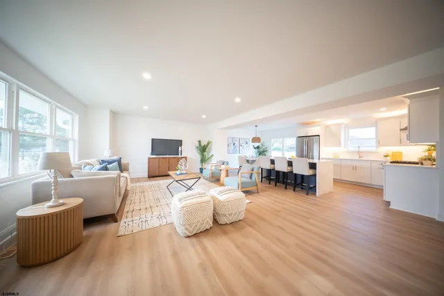 $875,000 | 504 North Burghley Avenue, Ventnor City, NJ 08406