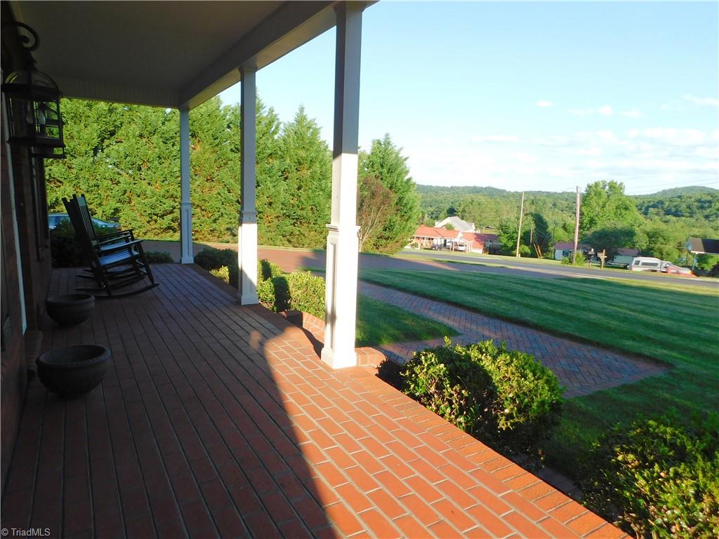 537 Dover Church Road Mount Airy, NC 27030 - Photo 3 of 47 Gallery Image 3