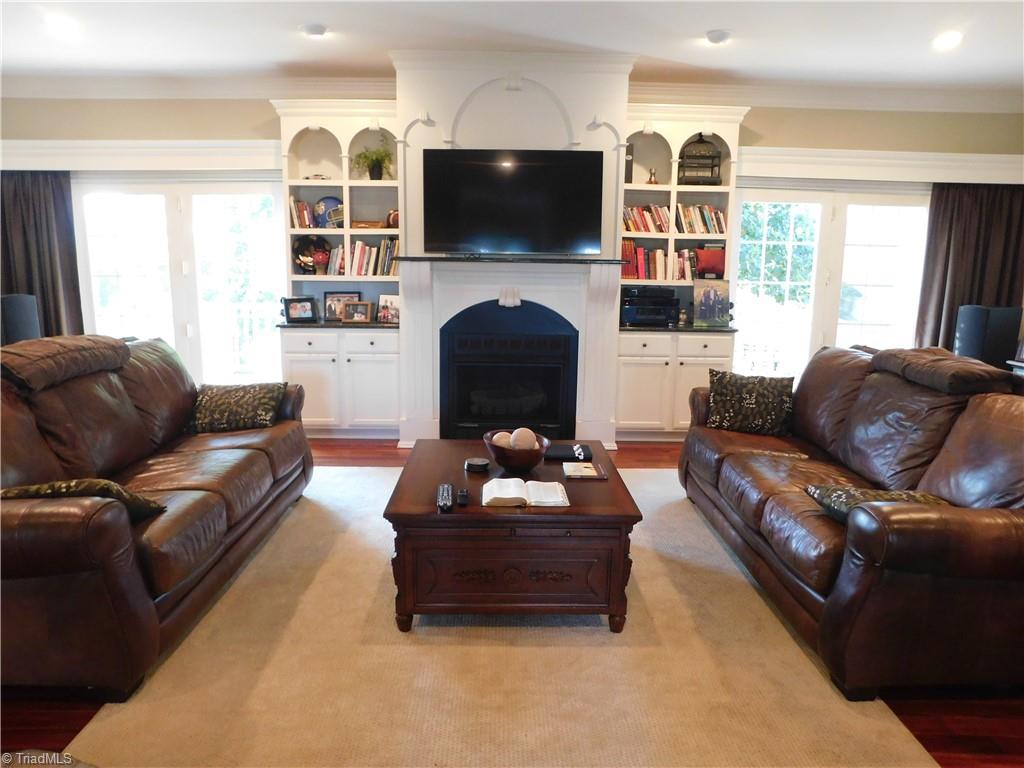 537 Dover Church Road Mount Airy, NC 27030 - Photo 5 of 47 Gallery Image 5