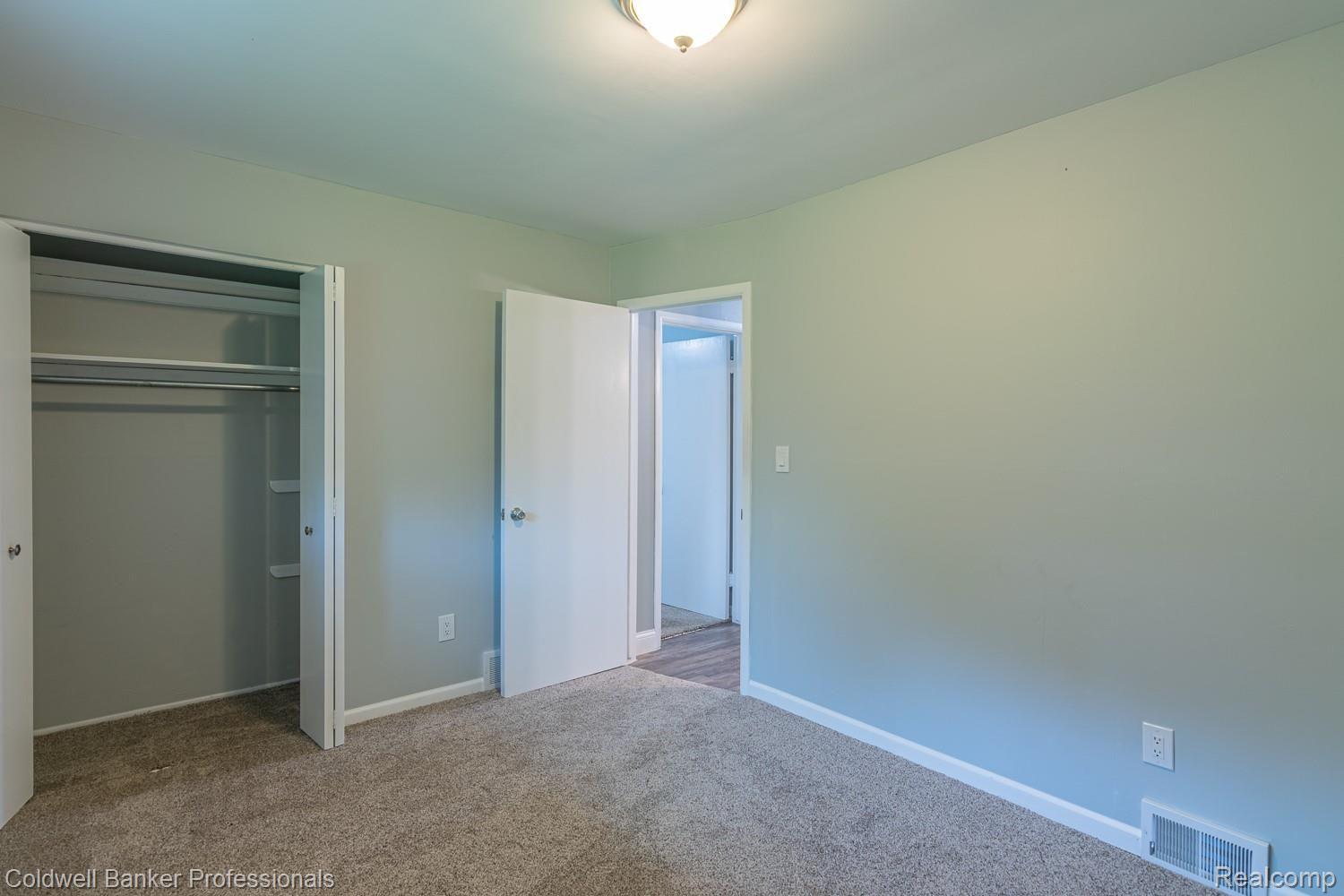7710 Abbott Road Imlay City, MI 48444 - Photo 28 of 40 7710 Abbott Rd (39 of 40).jpg