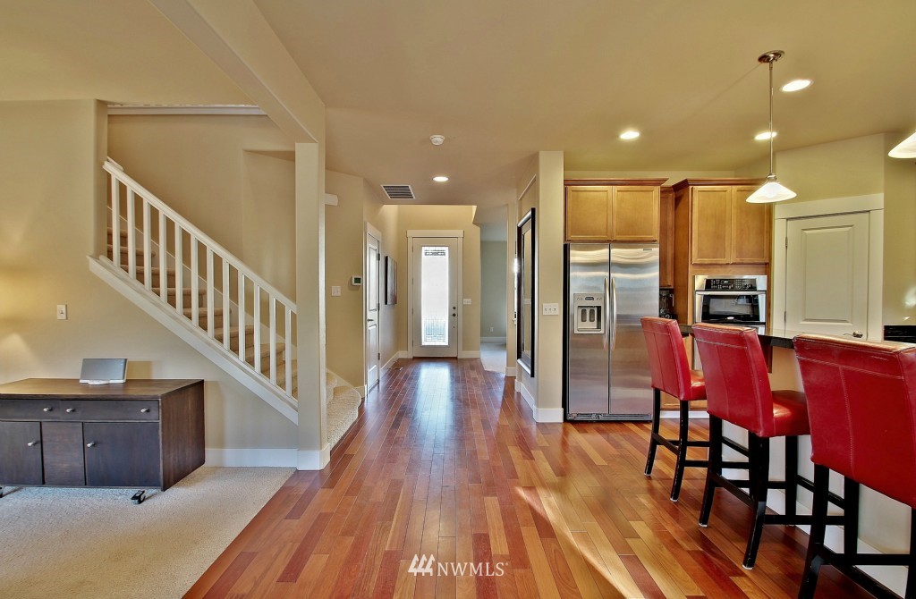 2020 Ferndale Avenue Northeast Renton, WA 98056 - Photo 3 of 24 Gallery Image 3