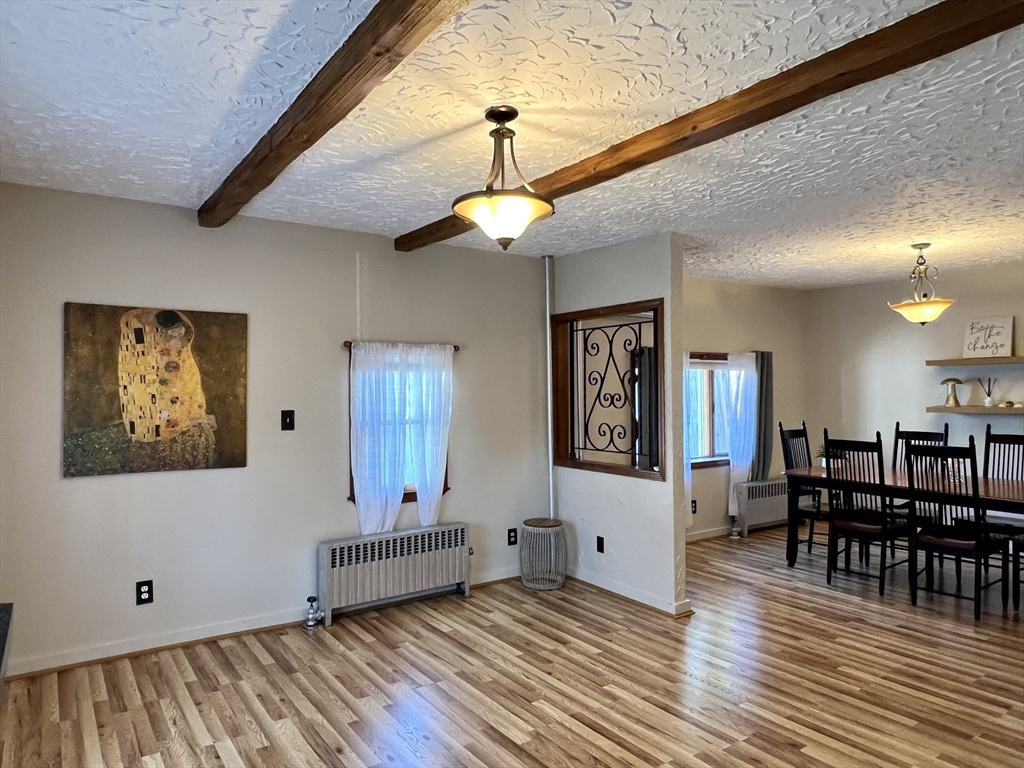 11 Amherst Street Worcester, MA 01602 - Photo 4 of 30