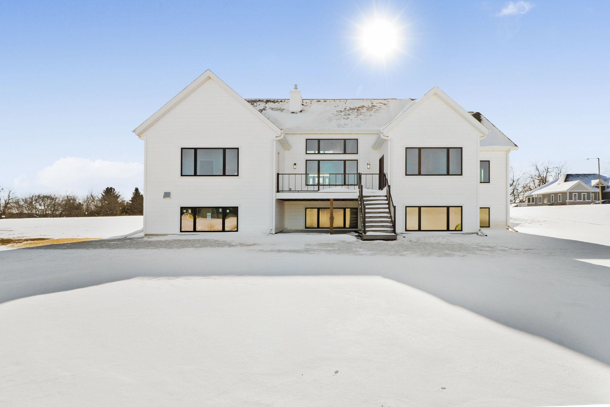 2993 London Cottage Grove Cottage Grove, WI 53527 - Photo 2 of 31