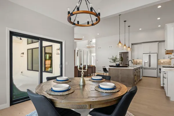 $1,125,000 | 2993 London Cottage Grove, Cottage Grove, WI 53527