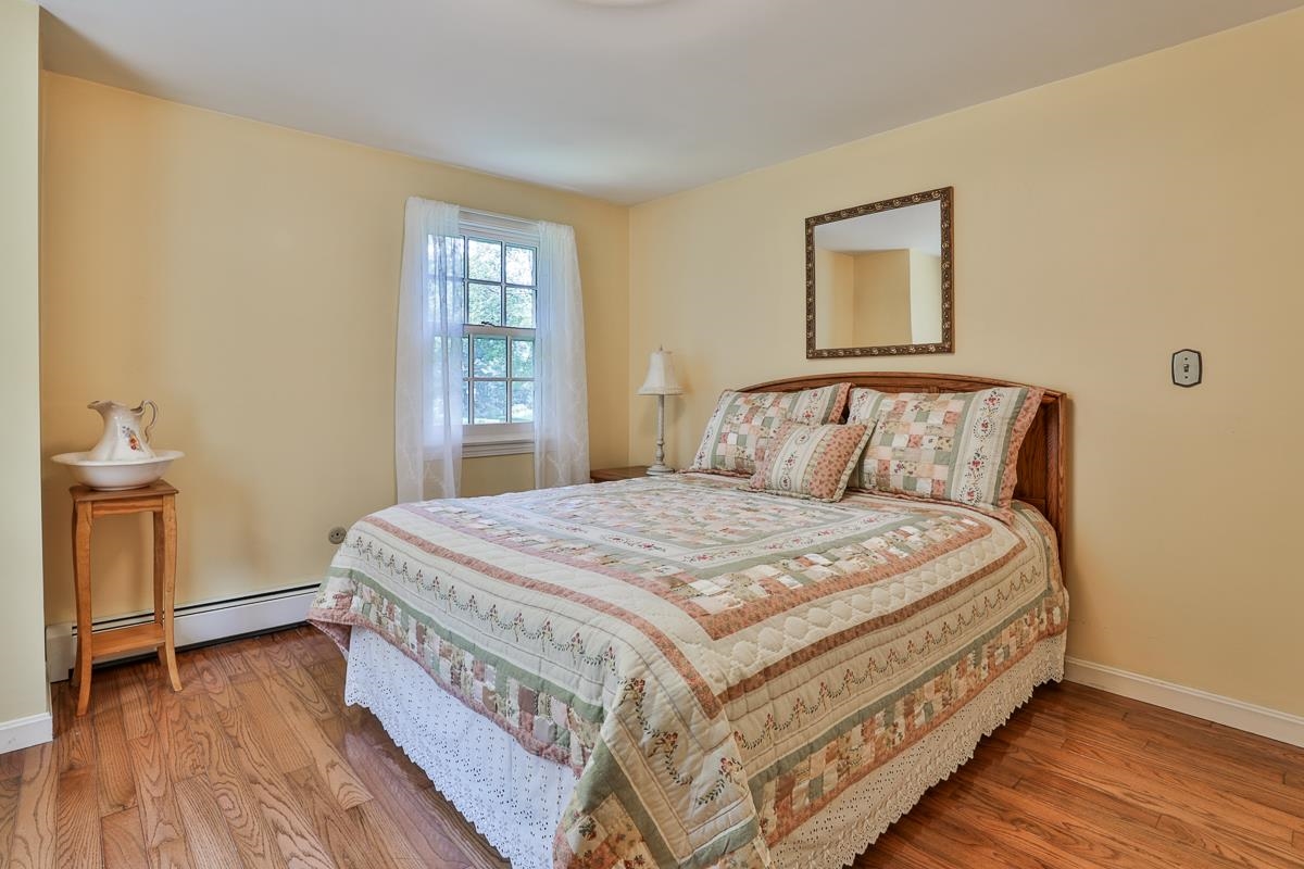 10 Sharon Road Windham, NH 03087 - Photo 26 of 37