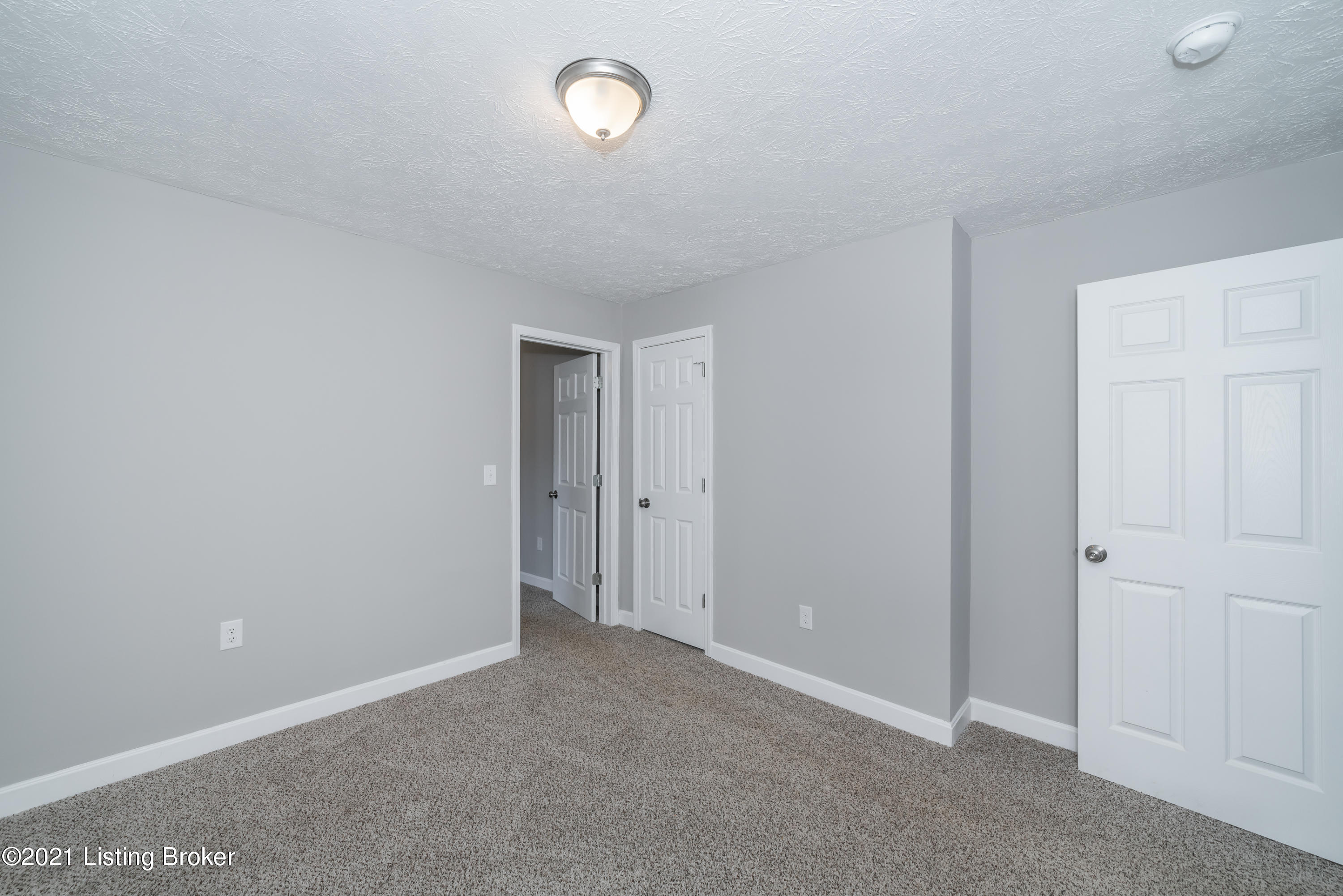 212 Montclair School Road Simpsonville, KY 40067 - Photo 27 of 37 27