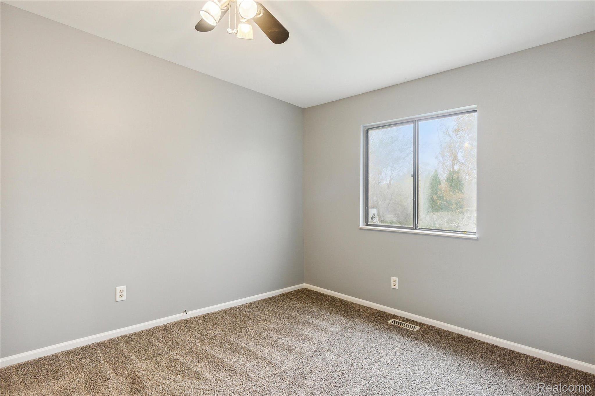 2196 South Vassar Road Burton, MI 48519 - Photo 25 of 39 Gallery Image 25