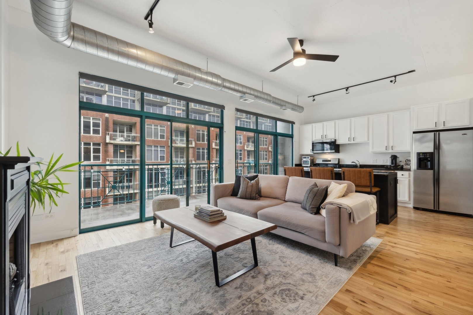 910 West Madison Street, Unit 704 Chicago, IL 60607 - Photo 9 of 10 Gallery Image 9