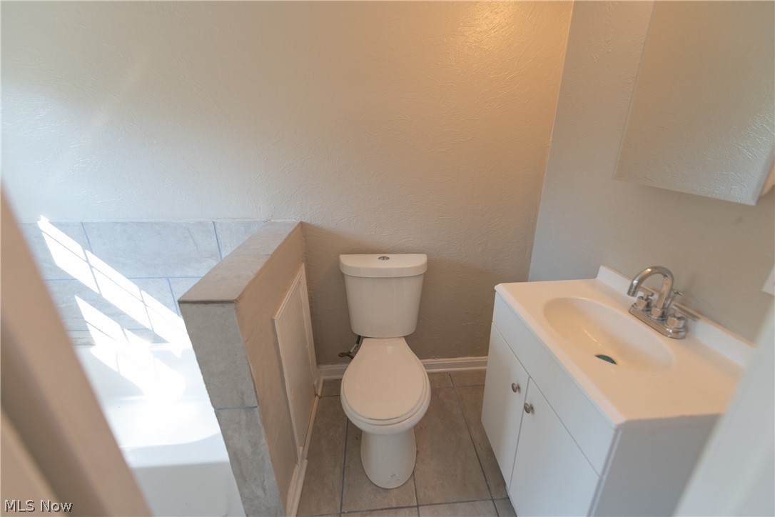 3222 Whitethorn Road Cleveland, OH 44118 - Photo 19 of 30 Gallery Image 19