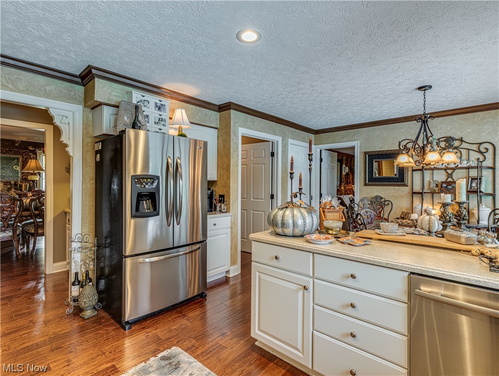 3498 Bancroft Road Akron, OH 44333 - Photo 12 of 30 Staniless Steel Appliances and Corian counter-tops