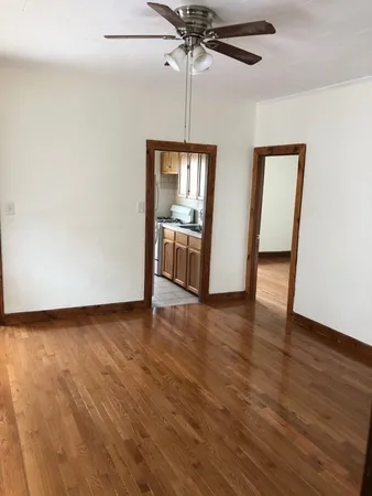 $2,000 | 117 Thomas Street, Unit 2, Fall River, MA 02723