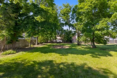 $689,900 | 17 Munroe Street, Lynnfield, MA 01940