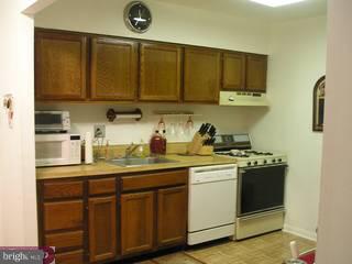 129-4 Echelon Road, Unit 4 Voorhees, NJ 08043 - Photo 3 of 6