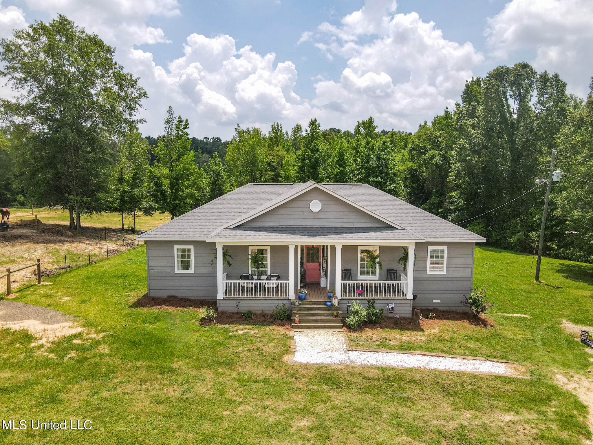 116 Mountain View Road Brandon, MS 39042 - Photo 1 of 48 BC616DE5-251C-4CCC-A4CB-22579579E6E7