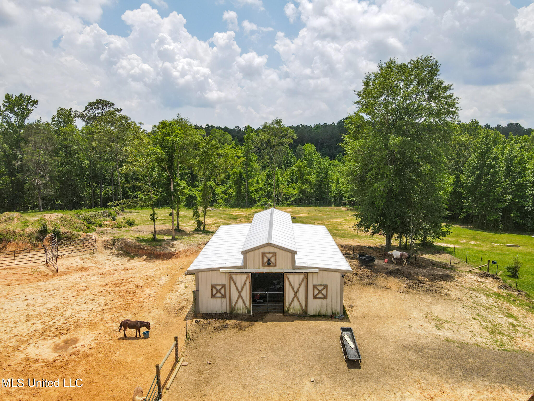 116 Mountain View Road Brandon, MS 39042 - Photo 5 of 48 5EB4946F-552C-4FFF-80E0-F082253B9371
