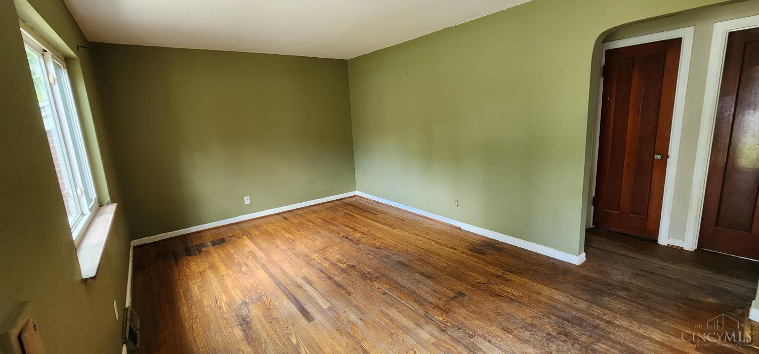 1409 Adams Road Cincinnati, OH 45231 - Photo 6 of 22 Gallery Image 6