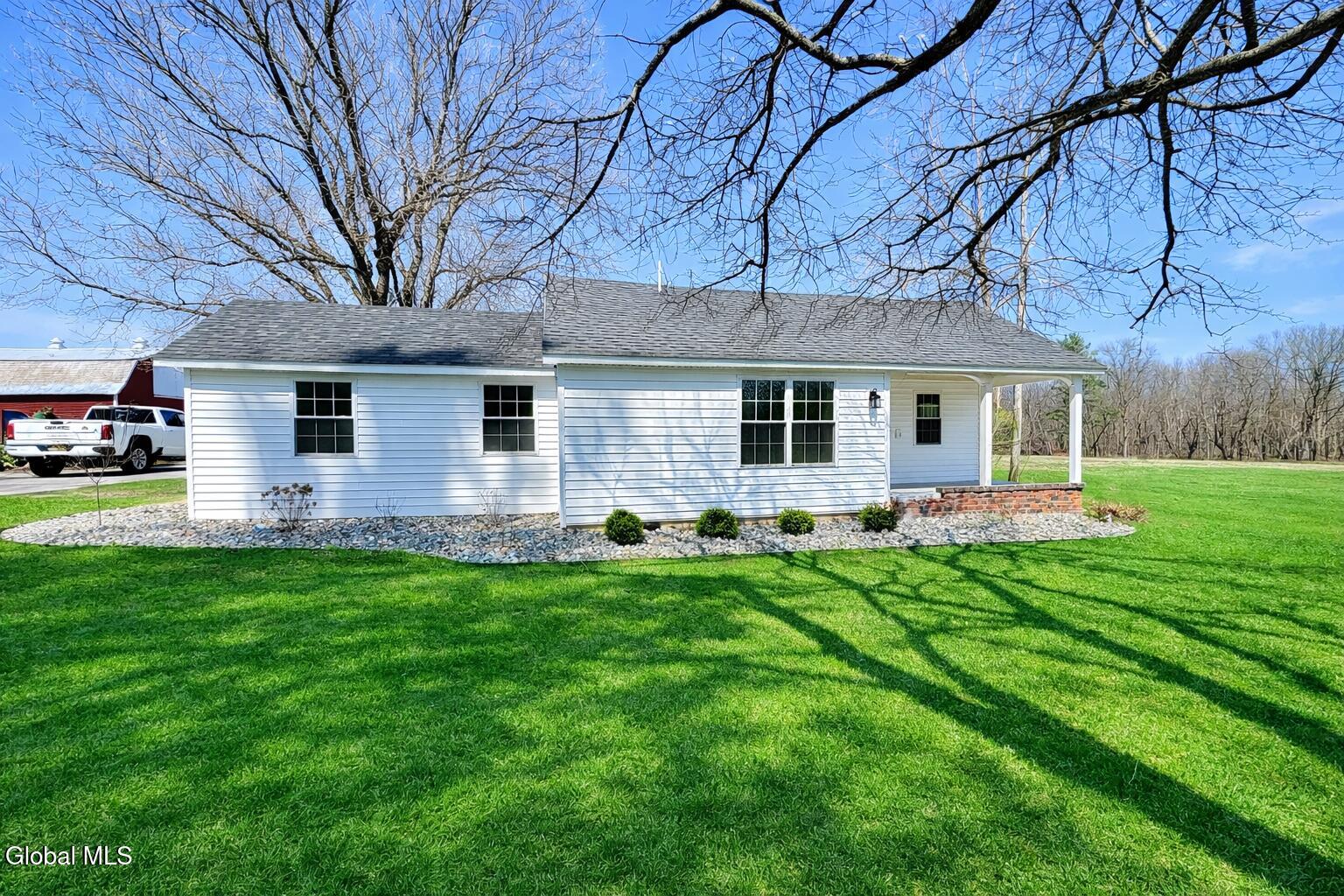 Completely Remodeled 2 Bedroom Ranch