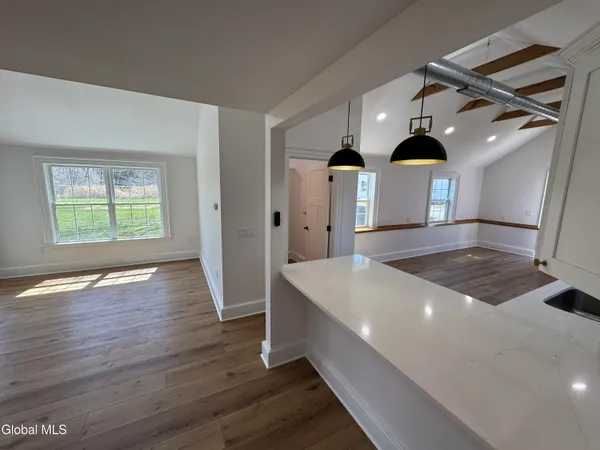 $2,500 | 675 Mac Elroy Road, Clifton Park, NY 12019