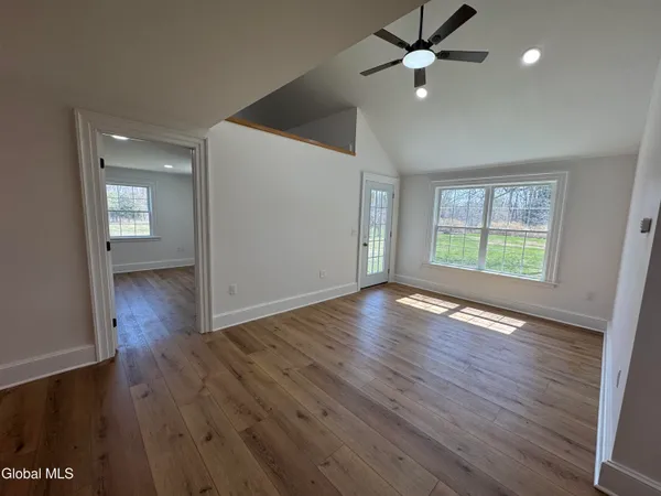 $2,500 | 675 Mac Elroy Road, Clifton Park, NY 12019