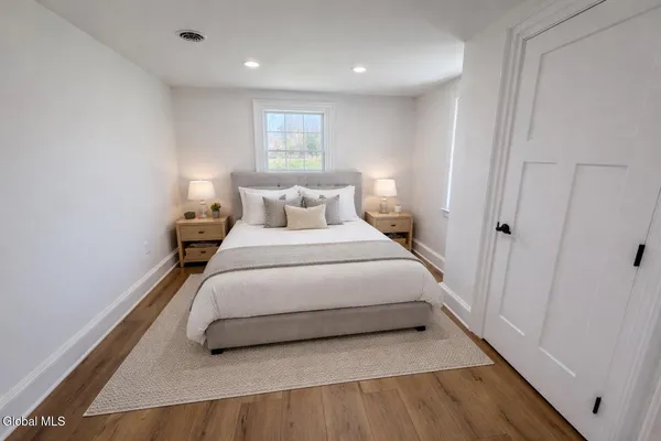 $2,500 | 675 Mac Elroy Road, Clifton Park, NY 12019