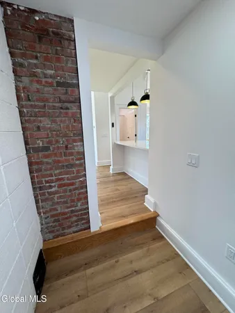 $2,500 | 675 Mac Elroy Road, Clifton Park, NY 12019