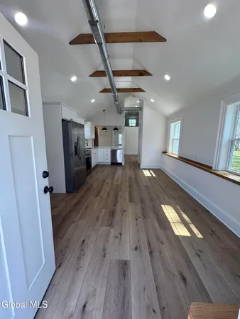 $2,500 | 675 Mac Elroy Road, Clifton Park, NY 12019