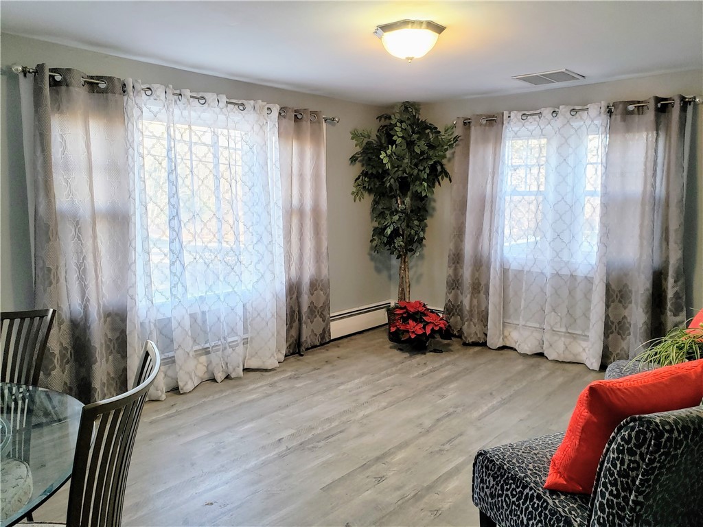 386 South County Trail Exeter, RI 02822 - Photo 6 of 13 Living Room