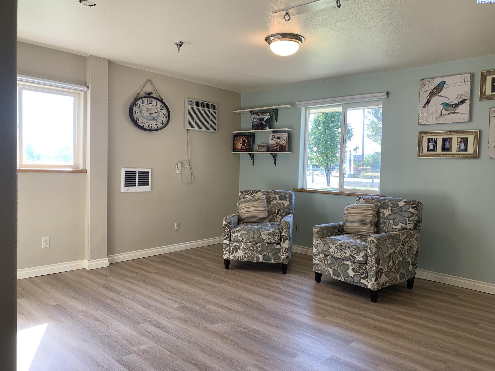 111 Hornby Road Grandview, WA 98930 - Photo 10 of 35 Gallery Image 10