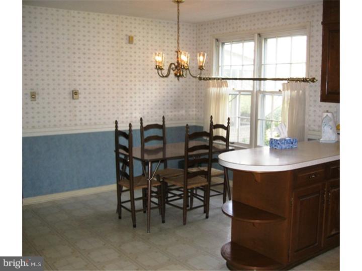 3971 Lilac Road Allentown, PA 18103 - Photo 7 of 17 Gallery Image 7
