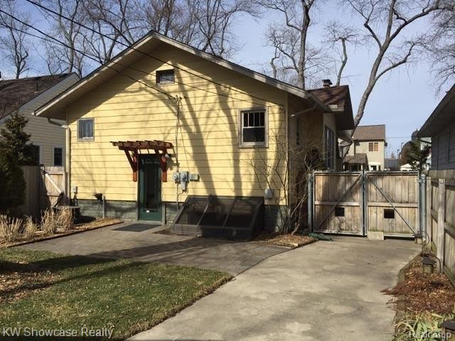 921 Harvard Road Berkley, MI 48072 - Photo 18 of 22